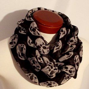 Halloween SKULLS Infinity Scarf